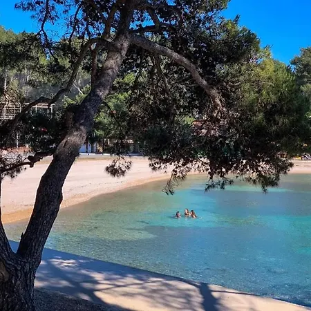Mobile H&m Soline Biograd Na Moru